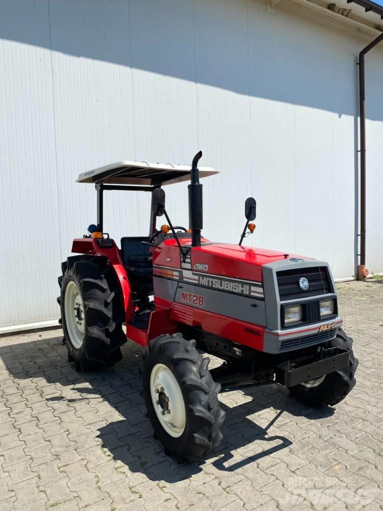 Mitsubishi MT28 Τρακτέρ μικρών διαστάσεων