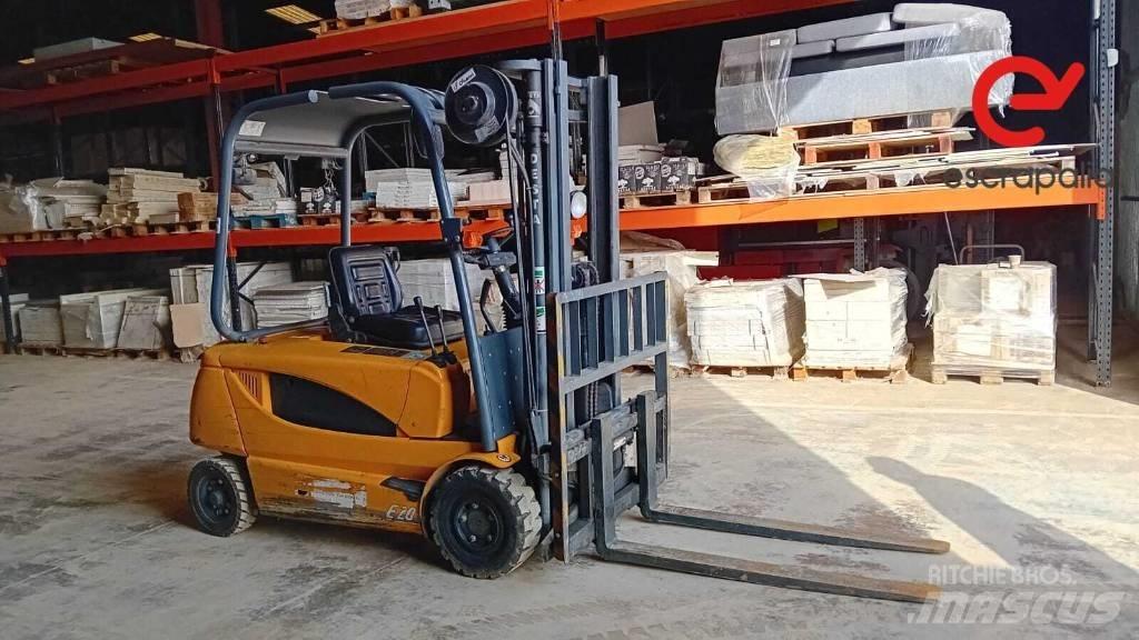 Desta E20 Τηλεσκοπικοί ανυψωτές