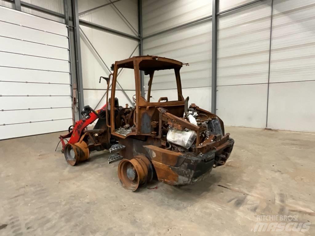 JCB loader Φορτωτές με λάστιχα (Τροχοφόροι)