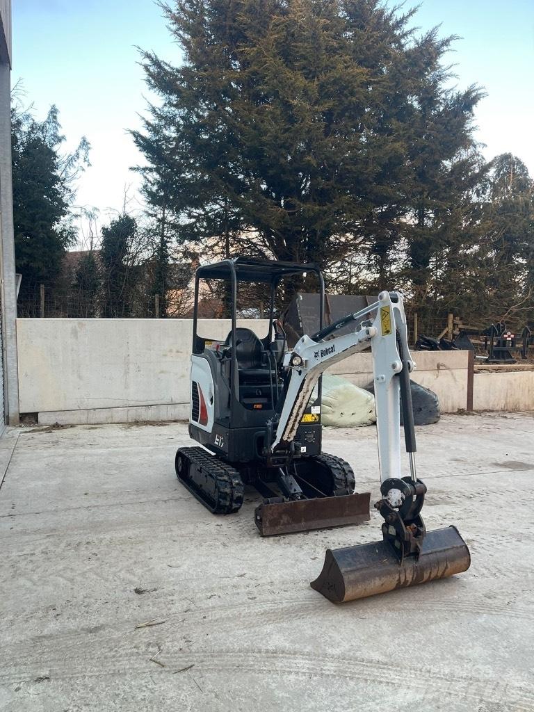 Bobcat E 17 Εκσκαφάκι (διαβολάκι) < 7t