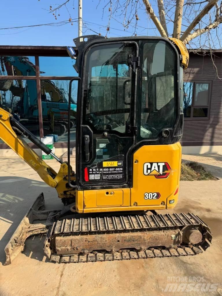 CAT 302 Εκσκαφείς με ερπύστριες