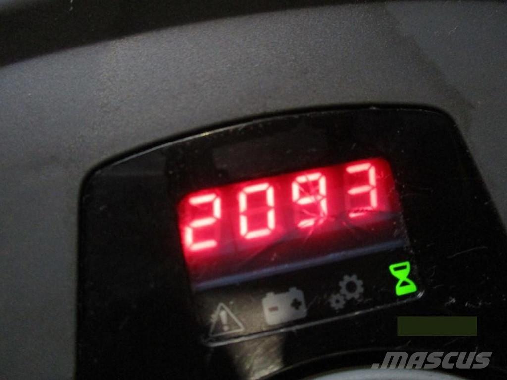 Toyota LPE200 Χειροκίνητο περονοφόρο ανυψωτικό με πλατφόρμα