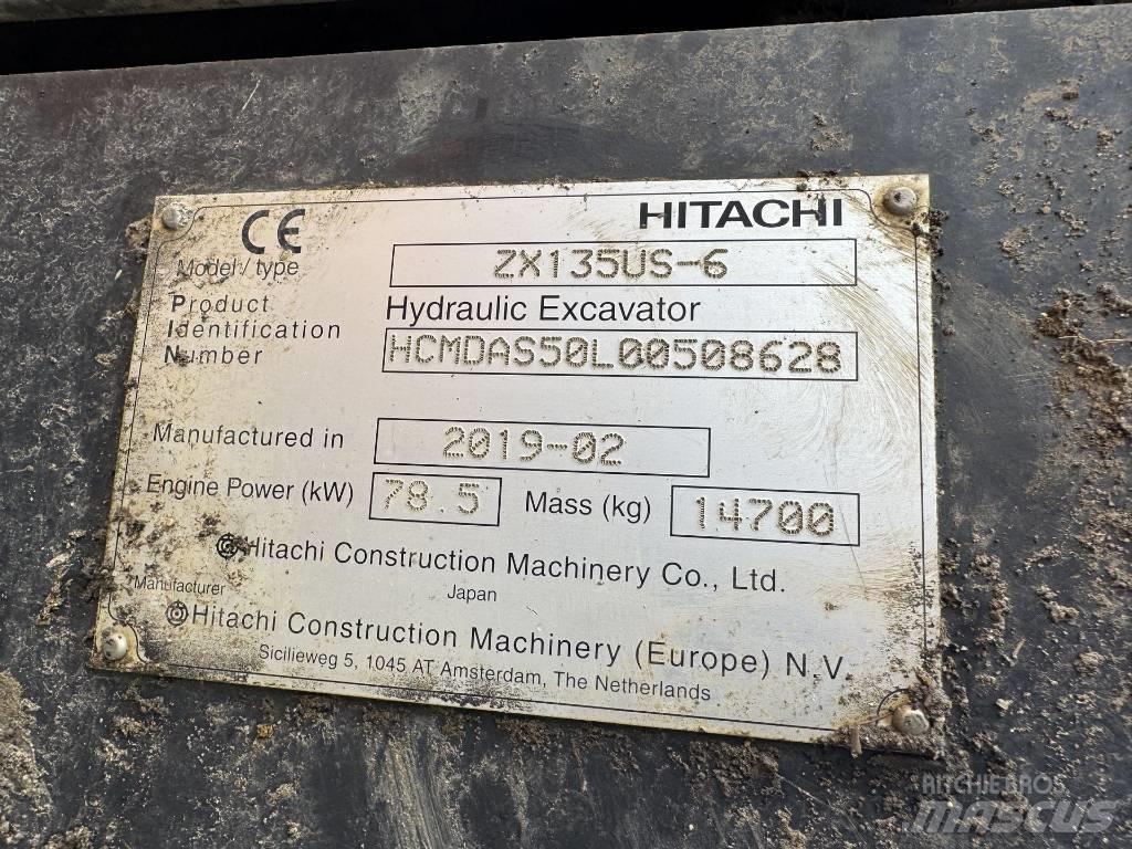 Hitachi ZX 135 US-6 Εκσκαφείς με ερπύστριες