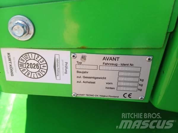 Avant 528 Φορτωτάκια
