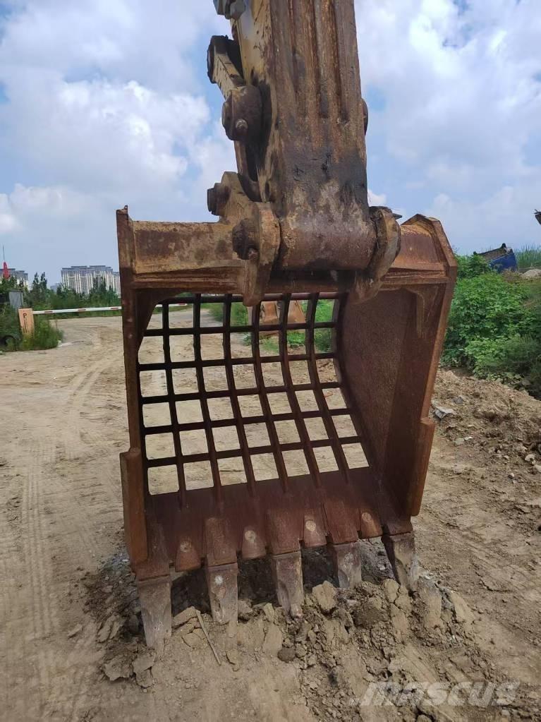 Komatsu PC 360 Εκσκαφείς με ερπύστριες