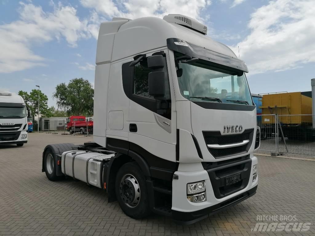 Iveco AS440ST/P Τράκτορες