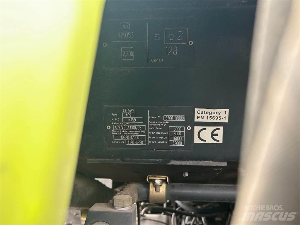 CLAAS Axion 810 Τρακτέρ