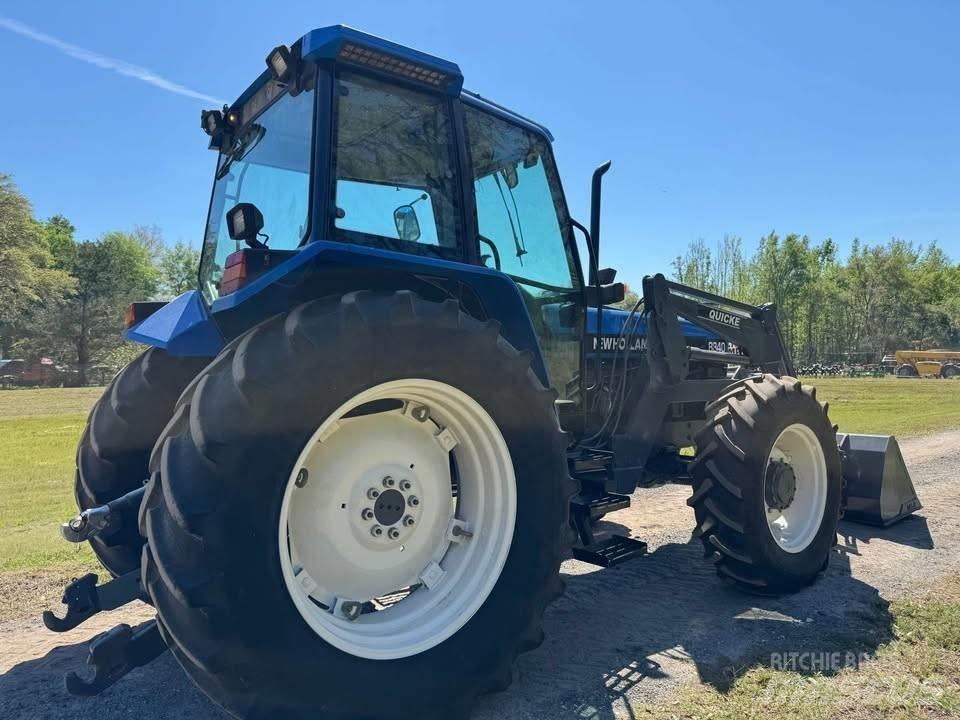 New Holland 8340 Τρακτέρ