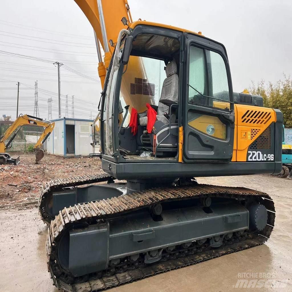 Hyundai R220LC-9S Εκσκαφείς με ερπύστριες