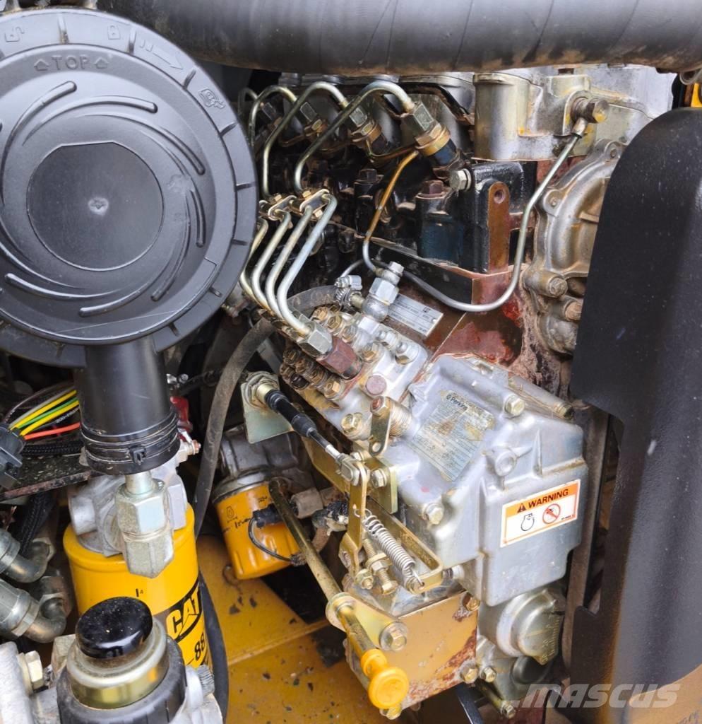 CAT 216 B Μίνι φορτωτές