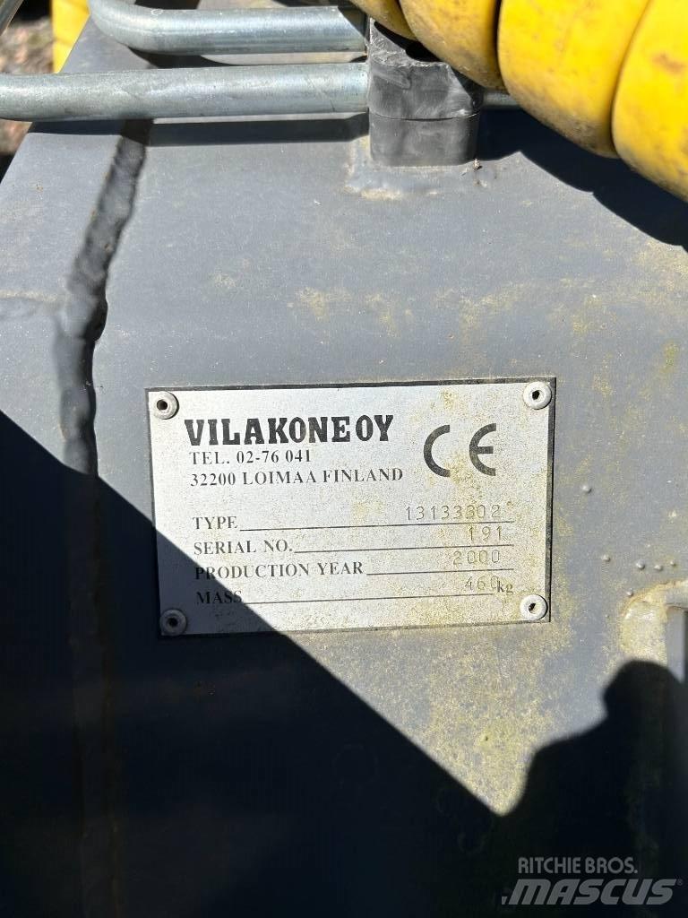 Vila Harjalaite Σκούπες