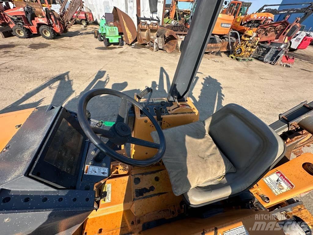CASE 460 Εκσκαφέας χανδάκων