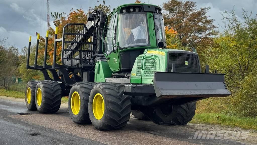 John Deere 1210 E Μεταφορείς ξυλείας