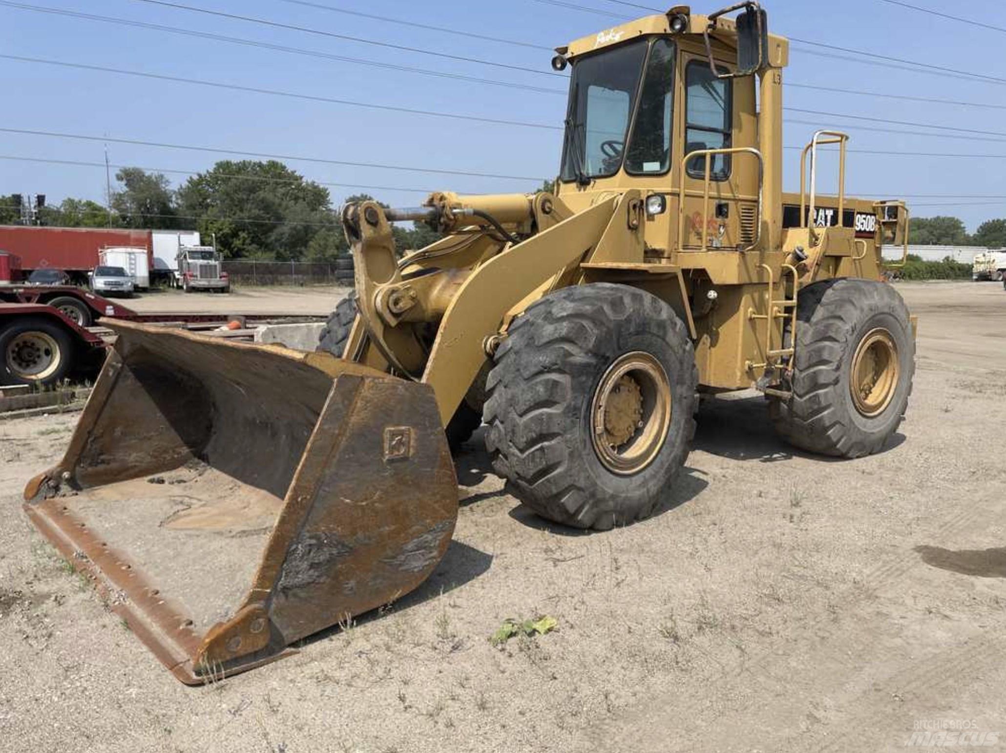 CAT 950 B Φορτωτές με λάστιχα (Τροχοφόροι)