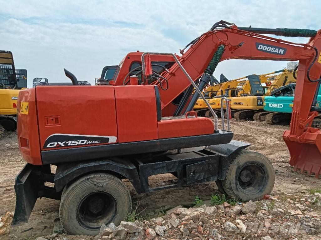 Doosan DH 150 W-7 Εκσκαφείς με ερπύστριες