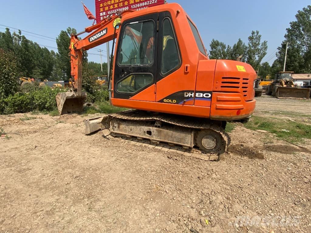 Doosan DH80 Εκσκαφείς με ερπύστριες