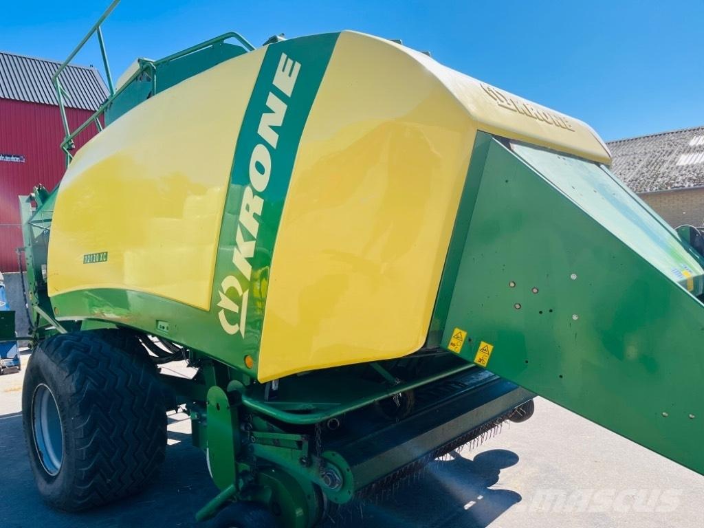 Krone Big Pack 12130 Πρέσες τετράγωνων δεμάτων