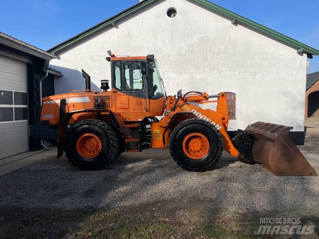 Doosan DL 250 15 Φορτωτές με λάστιχα (Τροχοφόροι)