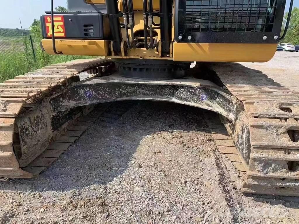 CAT 323 D Εκσκαφείς με ερπύστριες