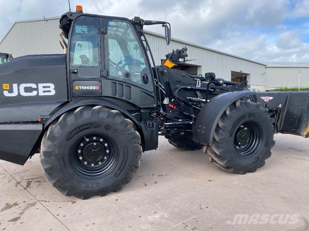 JCB TM420s Συστήματα τηλεχειρισμού για τη γεωργία