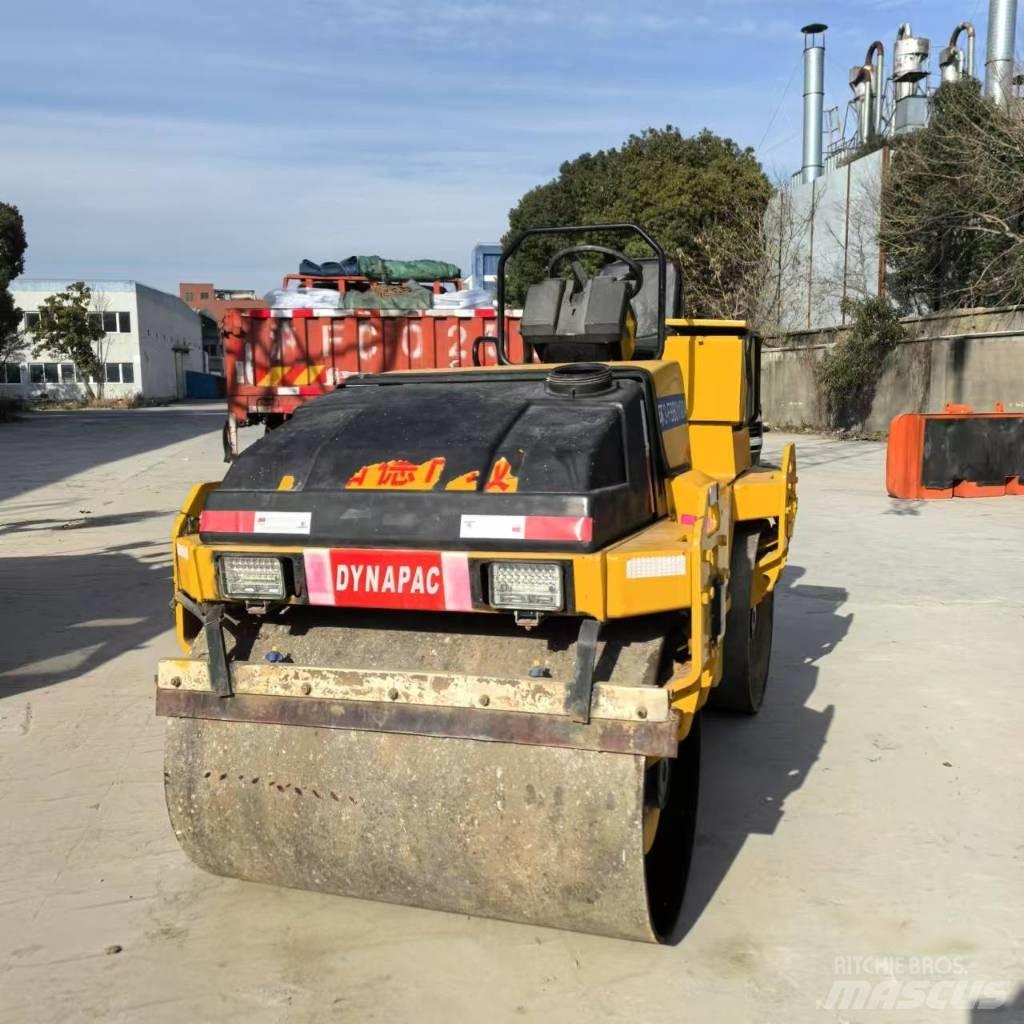 Dynapac CC 142 Οδοστρωτήρες διπλού κυλίνδρου