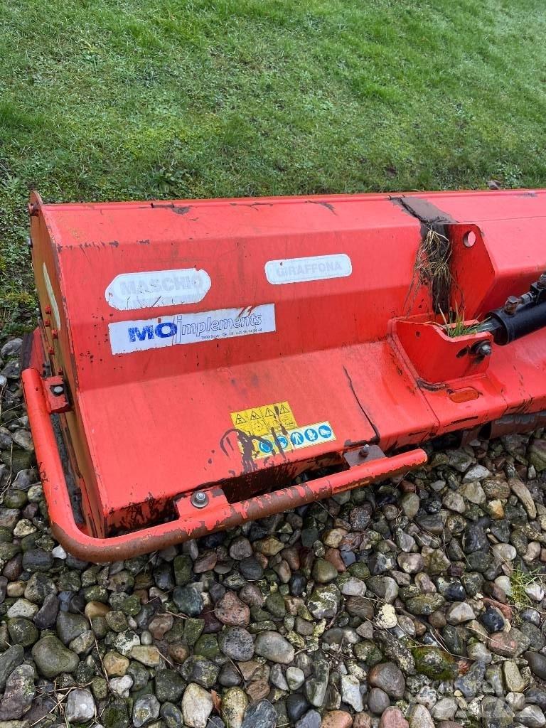 Maschio Giraffa 210 Χορτοκοπτικά και κορυφολόγοι βοσκοτόπων
