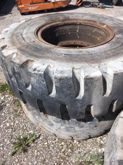 Bridgestone v Φορτωτές με λάστιχα (Τροχοφόροι)