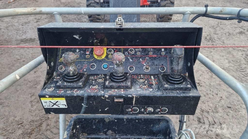 Manitou 200 ATJ Ανυψωτήρες με αρθρωτό βραχίονα