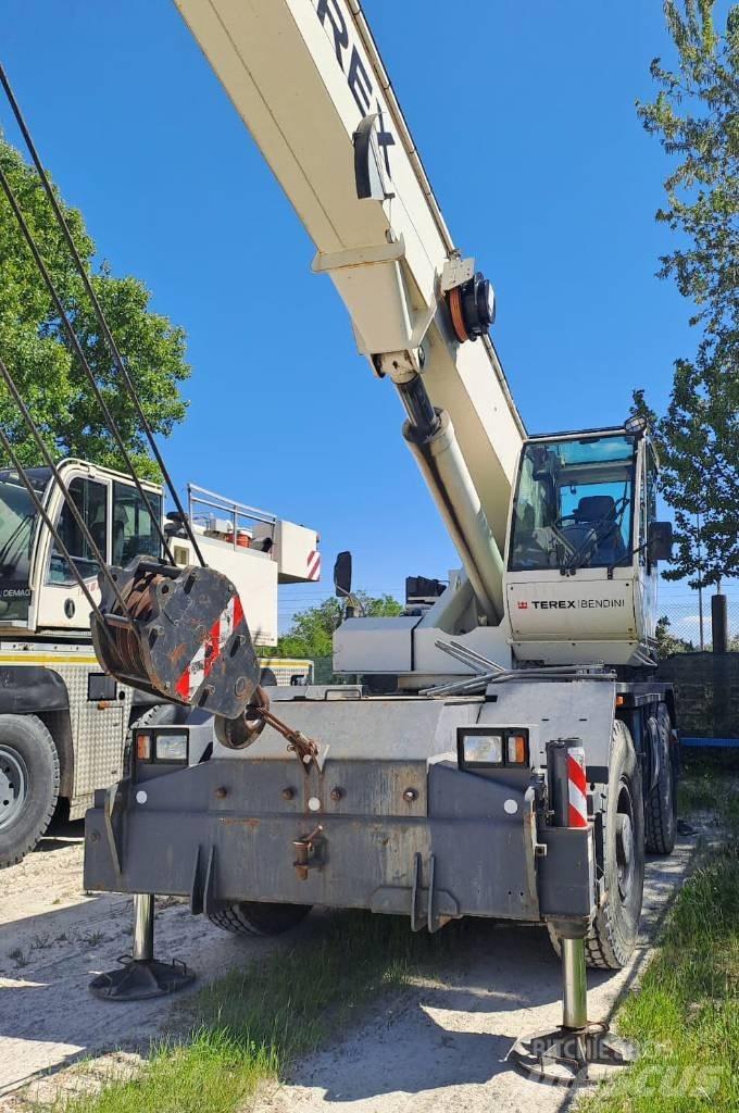 Terex A 350 Γερανοί ανώμαλου εδάφους