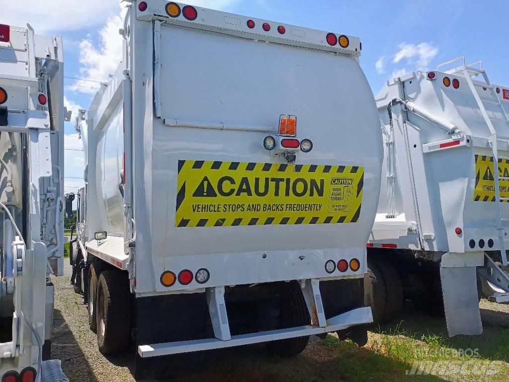 Mack MRU 613 Απορριμματοφόρα