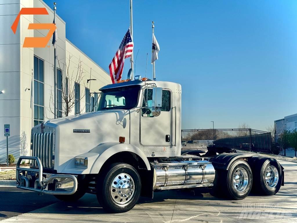 Kenworth T800 Τράκτορες