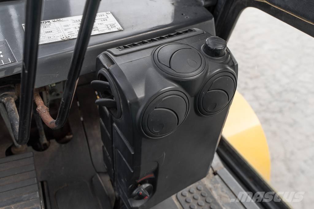 Komatsu FD 80-10 Πετρελαιοκίνητα Κλαρκ
