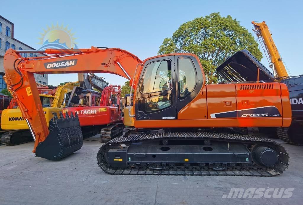 Doosan DX 225 LC-9C Εκσκαφείς με ερπύστριες
