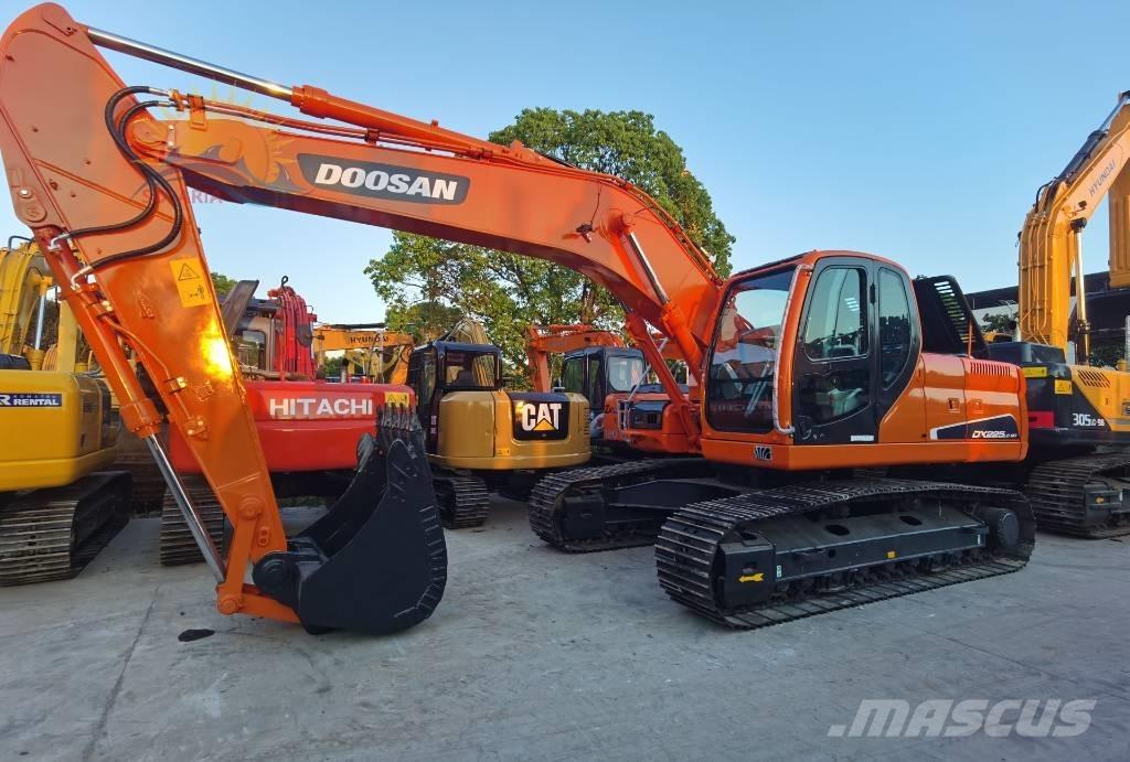 Doosan DX 225 LC-9C Εκσκαφείς με ερπύστριες