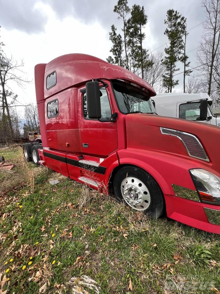 Volvo N416145 Τράκτορες