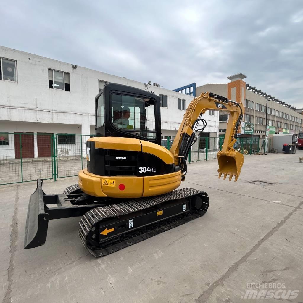 CAT 304 Εκσκαφείς με ερπύστριες