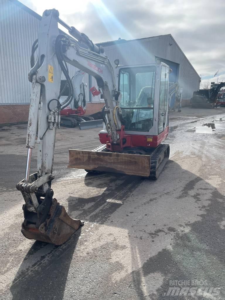 Takeuchi TB 235 Εκσκαφάκι (διαβολάκι) < 7t
