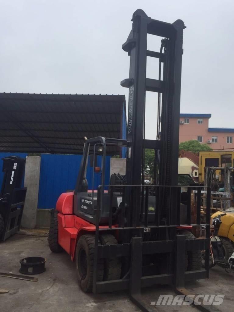Toyota 8 Ton Πετρελαιοκίνητα Κλαρκ
