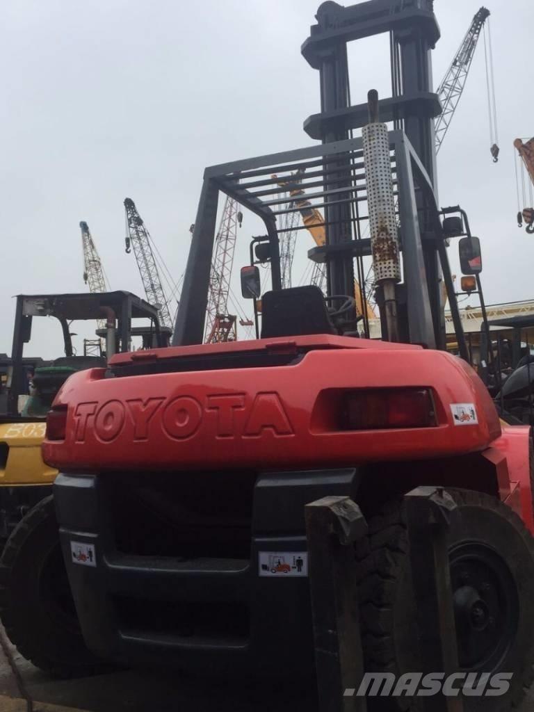 Toyota 8 Ton Πετρελαιοκίνητα Κλαρκ