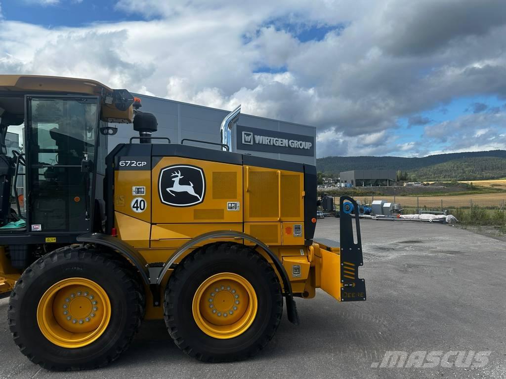 John Deere 672 GP Γκρέιντερς