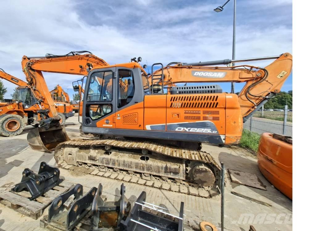 Doosan DX 225 LC-5 Εκσκαφείς με ερπύστριες