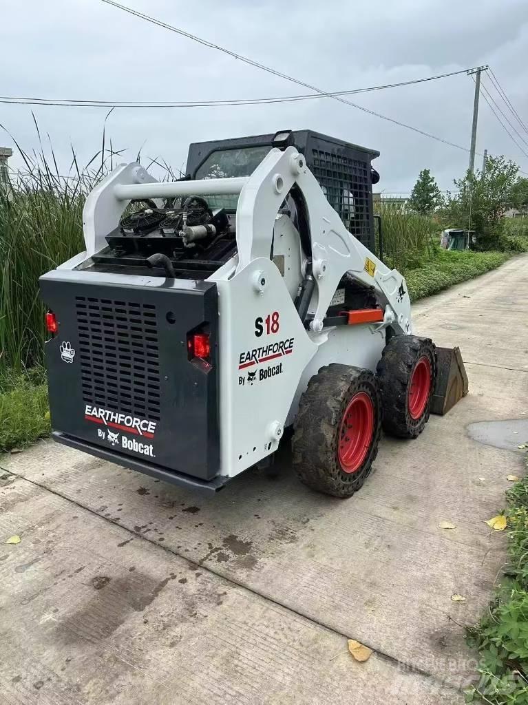 Bobcat S 18 Φορτωτάκια