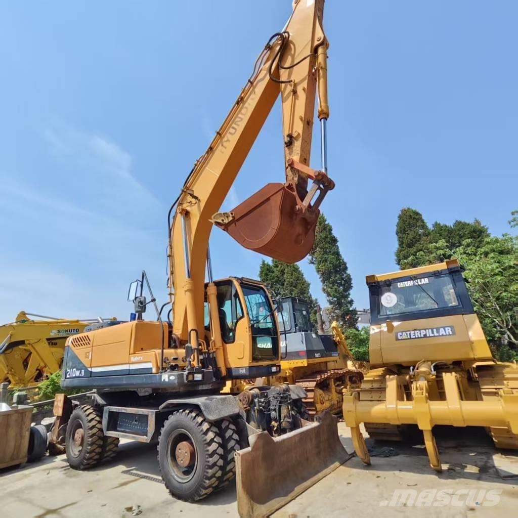 Hyundai R210W-9 Εκσκαφείς με τροχούς - λάστιχα