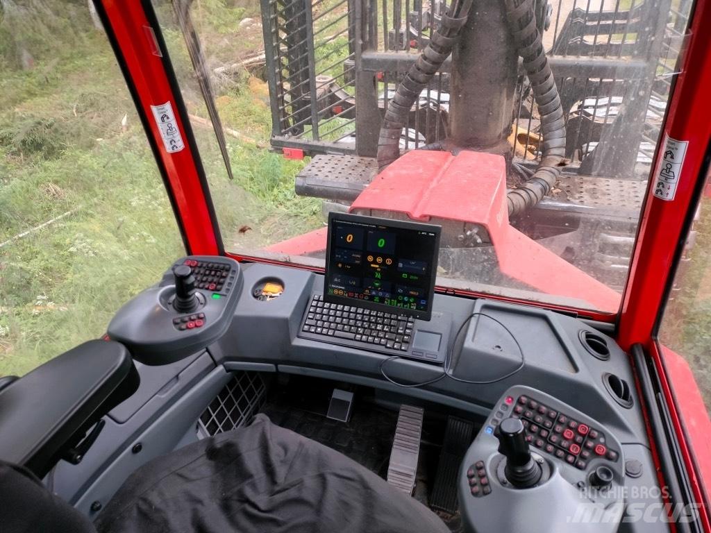 Komatsu 875 Μεταφορείς ξυλείας