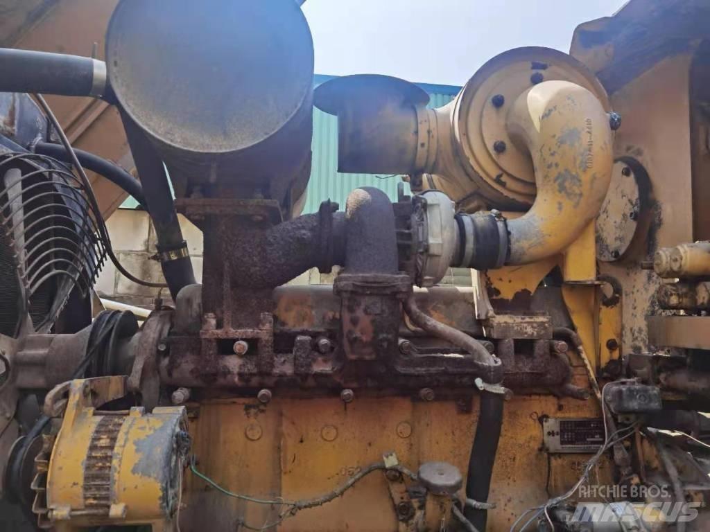Komatsu WA 300 Φορτωτές με λάστιχα (Τροχοφόροι)