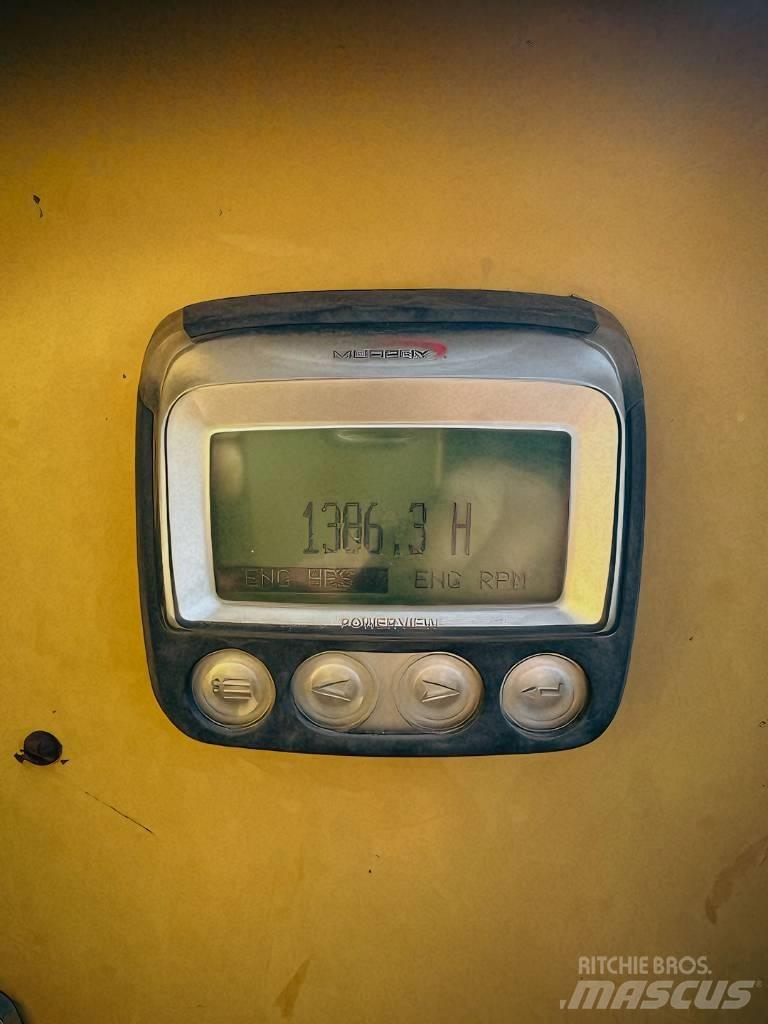 Lorain LRT 1600M Γερανοί ανώμαλου εδάφους