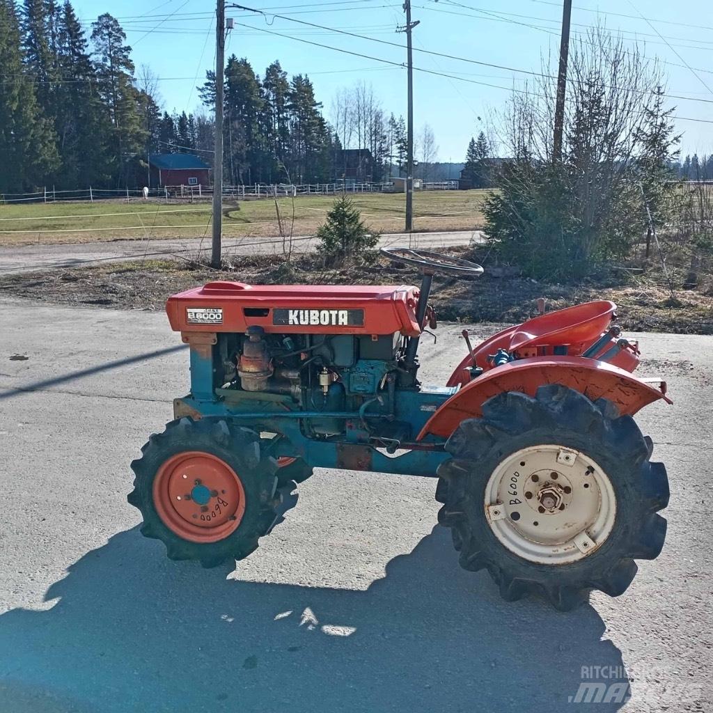 Kubota B 6000 Τρακτέρ
