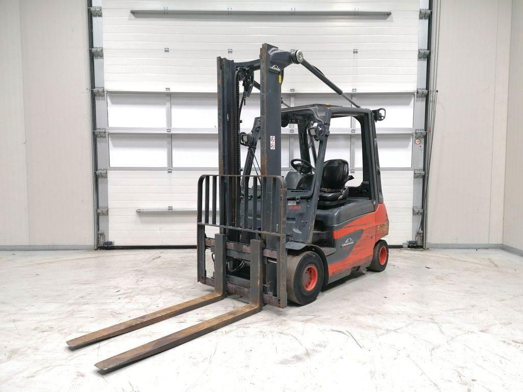 Linde E30-01 Ηλεκτρικά περονοφόρα ανυψωτικά κλαρκ