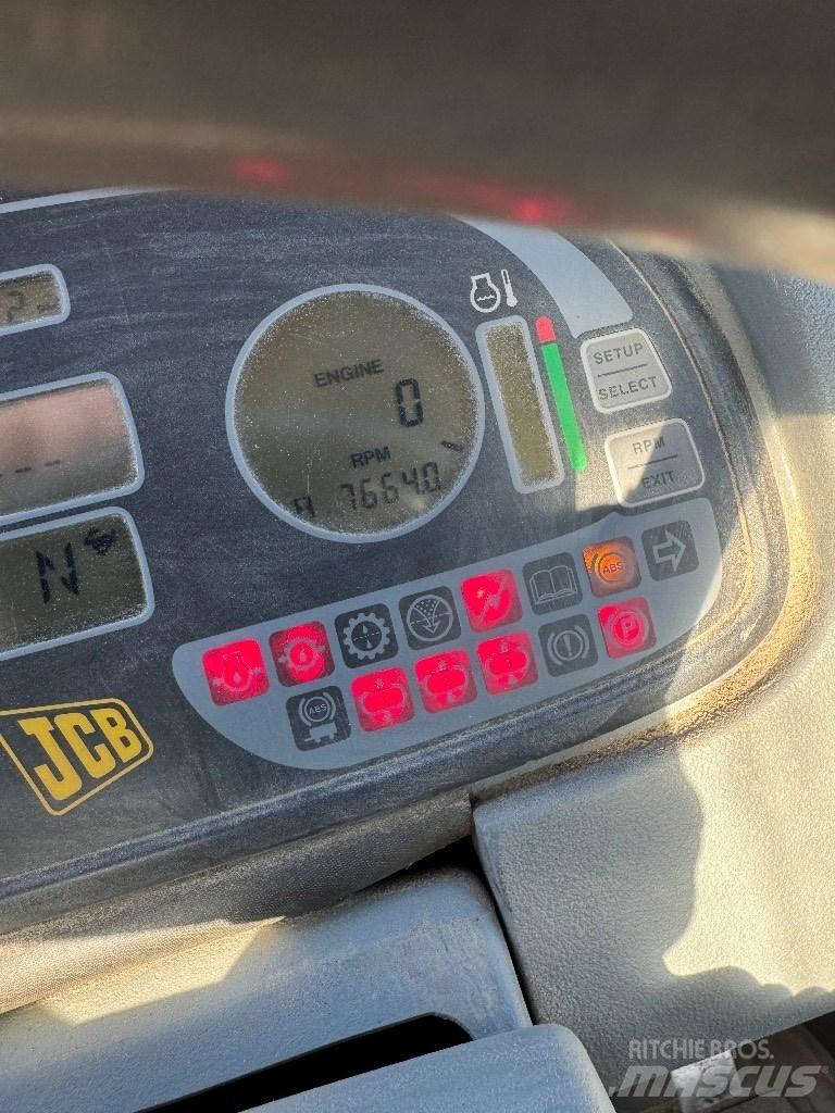 JCB Fastrac 3185 Τρακτέρ