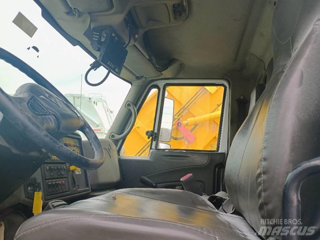 International 7400 Απορριμματοφόρα